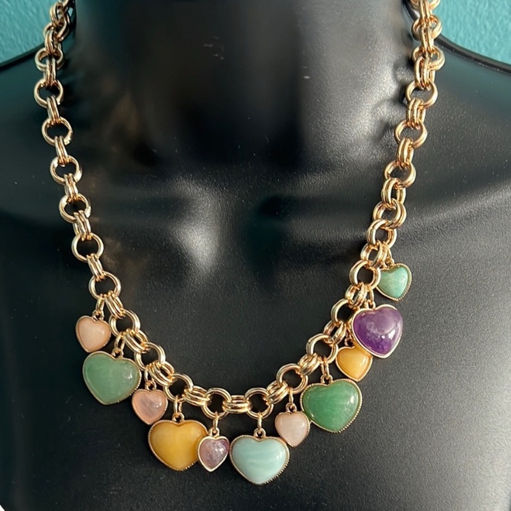 NWT ⚜️💖⚜️ Camila Coelho Gorgeous Heart Necklace with Semi-Precious Stones - Picture 4 of 10